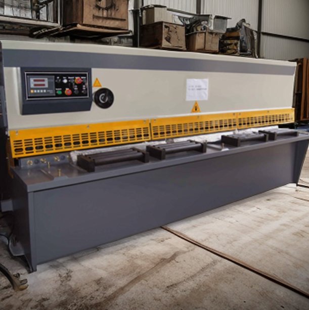 QC12y Hydraulic Metal Shearing Machine 8x3200mm