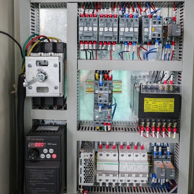 CNC Hydraulic Guillotine Metal Shearing Machine 4000mm P40t Control